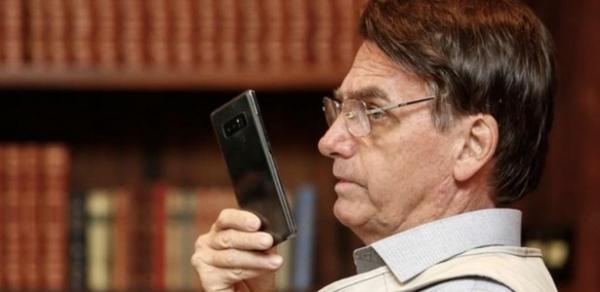 Bolsonaro veta projeto que daria internet gr&aacute;tis a alunos e professores(Imagem:Reprodu&ccedil;&atilde;o)