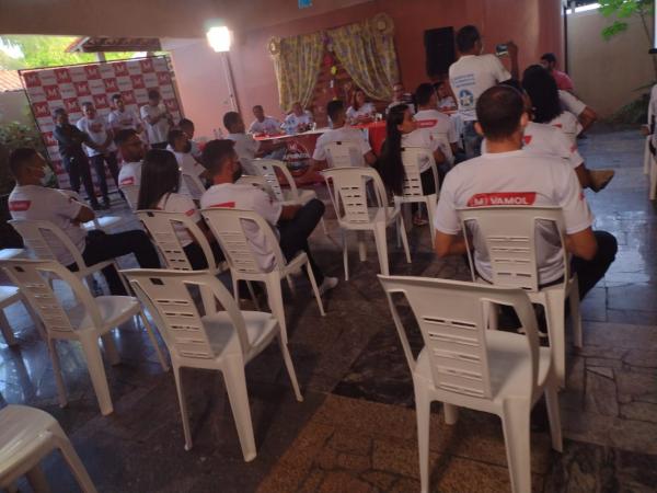 Lojas Vamol re&uacute;ne imprensa e colaboradores e lan&ccedil;a campanha em Floriano(Imagem:FlorianoNews)