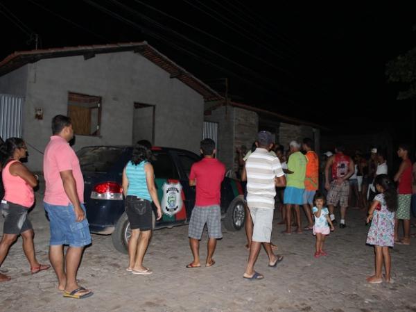 Crime aconteceu em resid&ecirc;ncia na cidade de Monsenhor Gil(Imagem:Catarina Costa/G1)