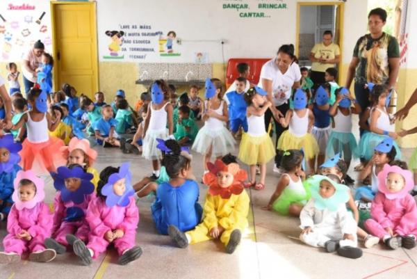 Meio Ambiente realiza atividades em escolas de Floriano na Semana da Água