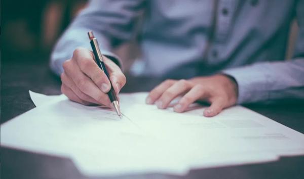 Mais de 100 concursos públicos com inscrições abertas reúnem 15,8 mil vagas no país; veja lista