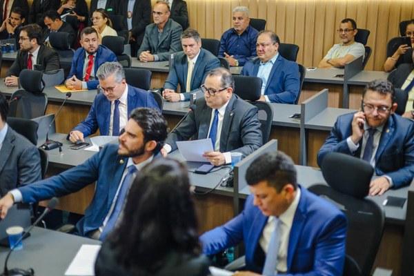 CCJ aprova projetos que alteram o Estatuto da Polícia Civil