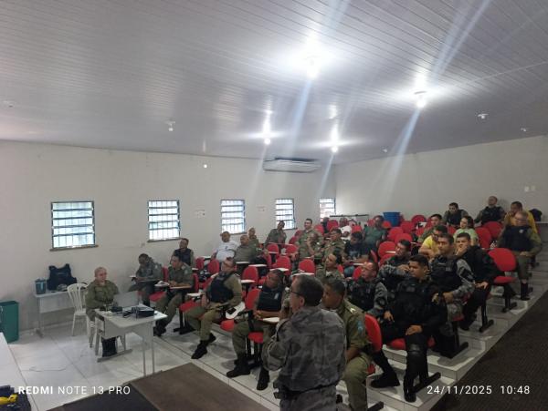 3º BPM de Floriano realiza treinamento especializado com pistola de neuroincapacitação Taser X2