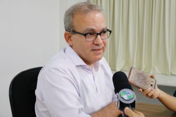 Firmino sanciona leis que instituem eventos de valorização da mulher