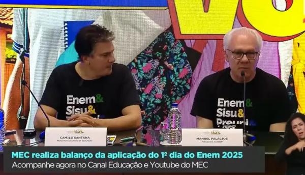 Ministro da Educa&ccedil;&atilde;o, Camilo Santana, e presidente do Inep, Maunel Pal&aacute;cios, fazem balan&ccedil;o do primeiro dia do Enem 2025.(Imagem:Print/Youtube do MEC)