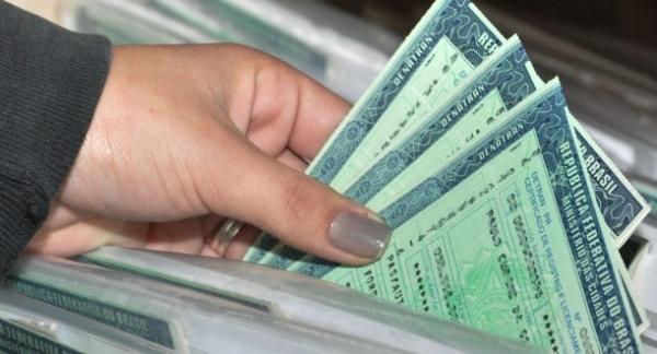 Sefaz alerta contribuintes para tabela de pagamento do IPVA 2016
