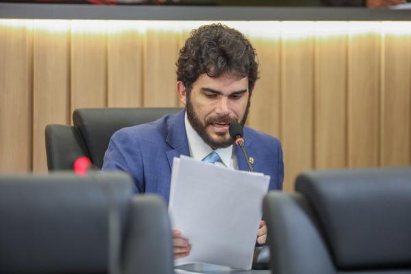 Dr. Marcus Vinícius Kalume destaca projeto de lei que lncentiva atendimento a saúde