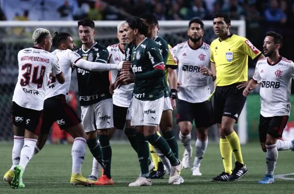 Hulk vaiado, goleada do Dinizismo, estreia de Soteldo e clima quente em Palmeiras x Flamengo