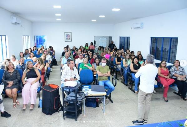 Abertura da IX Jornada Pedagógica reforça compromisso com a educação em Floriano