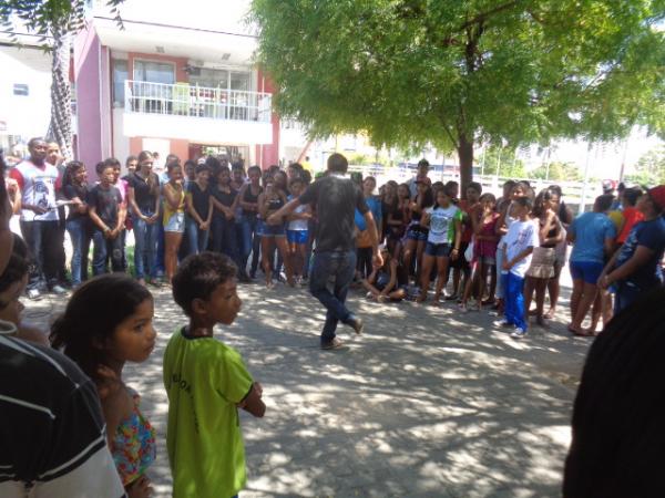 Escolas municipais desenvolvem atividades na Semana da Consci&ecirc;ncia Negra.(Imagem:FlorianoNews)