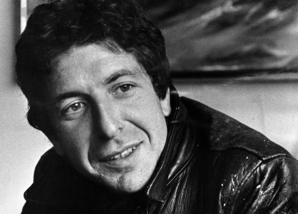 Cartas de amor de Leonard Cohen a musa são vendidas em leilão