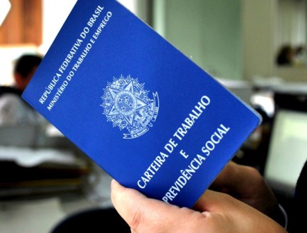Sine-PI seleciona candidatos para mais de 150 vagas para as mais diversas áreas
