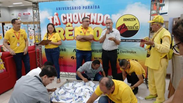  Armaz&eacute;m Para&iacute;ba realiza sorteio da campanha 