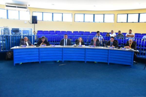  Vereadores reconhecem como de utilidade p&uacute;blica a Associa&ccedil;&atilde;o Florianense de Vaquejada.(Imagem:CMF)
