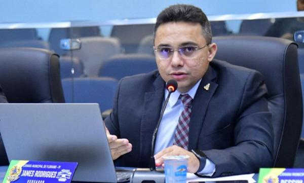 Vereador James Rodrigues quer que Floriano retome o Projeto de Regularização Fundiária