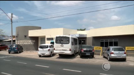 Central de Flagrantes abriga 65 presos e continua superlotada