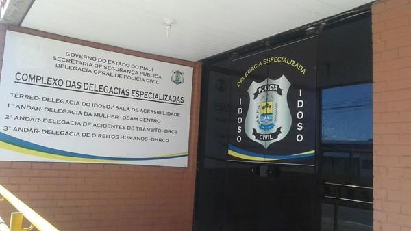 Oito meses após vistorias, complexo de delegacias continua funcionando em situação precária