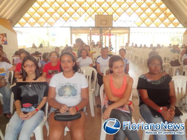 Acontece em Floriano o 12&ordm; Congresso da Renova&ccedil;&atilde;o Carism&aacute;tica Cat&oacute;lica.(Imagem:FlorianoNews)