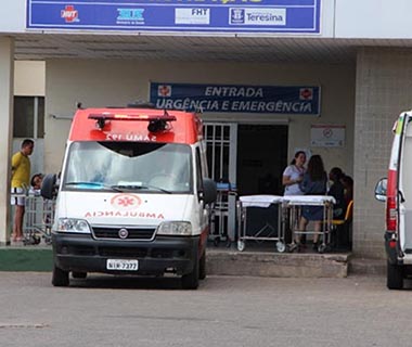 Motorista da Sesapi é enterrado em caixão lacrado por suspeita de H1N1