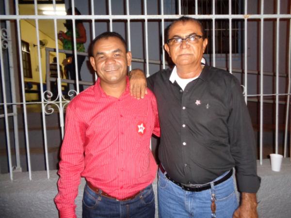 Posse da nova diretoria do PT de Floriano reúne militância e agremiações políticas
