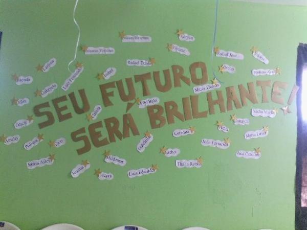 Alunos da Escola Pequeno Pr&iacute;ncipe participam de prepara&ccedil;&atilde;o para Enem.(Imagem:EPP)