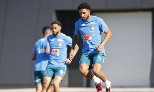 Com Éderson, Brasil reúne representantes de 78 clubes em Copas