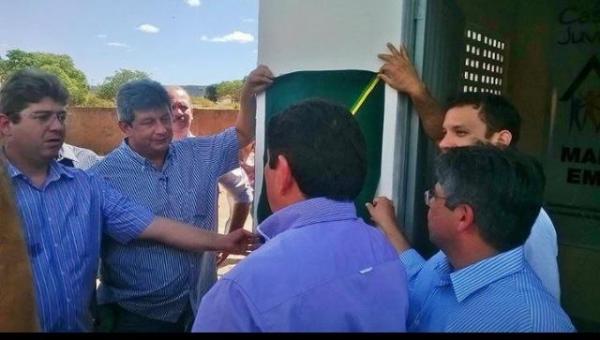 Gustavo Neiva acompanha Governador em entrega de obras no cerrado piauiense.(Imagem:Reprodução/Facebook)