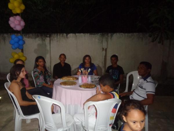 Alunos de Escola Municipal comemoram conclus&atilde;o da Educa&ccedil;&atilde;o Infantil com formatura.(Imagem:FlorianoNews)