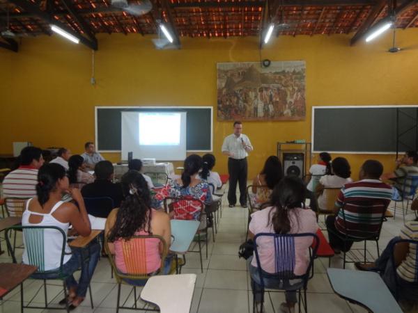 Encontro de Forma&ccedil;&atilde;o da Pastoral do D&iacute;zimo.(Imagem:FlorianoNews)