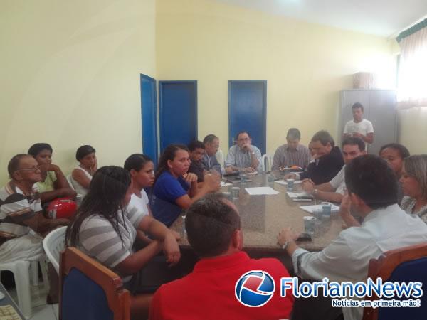 Audi&ecirc;ncia P&uacute;blica debateu situa&ccedil;&atilde;o de ocupantes do Conjunto Jos&eacute; Pereira.(Imagem:FlorianoNews)
