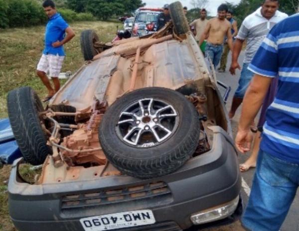 Acidente automobilístico resulta na morte de jovem advogado