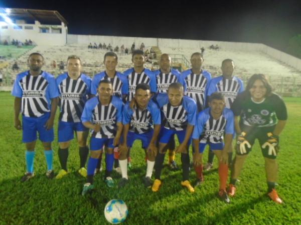 Princesa do Sul celebra aniversário com jogo festivo