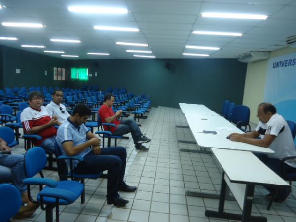 T&eacute;cnicos da UESPI optam por greve a partir de segunda-feira, em Floriano.(Imagem:FlorianoNews)