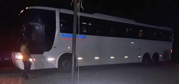 Ônibus do Mato Grosso desembarca trabalhadores em três cidades do PI