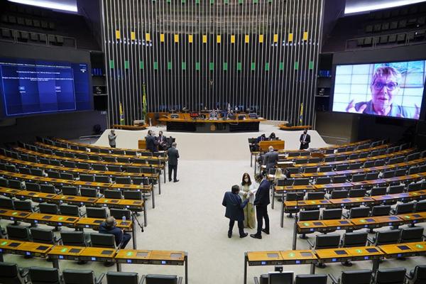 Governo quer substituir saque-aniversário do FGTS por consignado com juros mais baixos