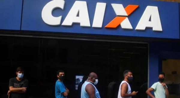 Caixa abre 6.800 vagas de estágio em todo país; saiba como se candidatar