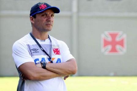 Santos ouve não de Zé Ricardo do Vasco e cogita técnico de outro time carioca