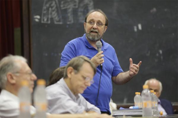 Miguel Nicolelis: ´´Ou Lockdown ou não daremos conta de enterrar os mortos´´