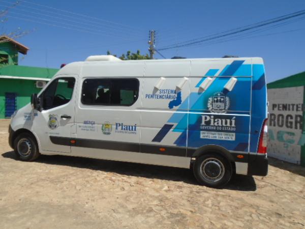 Penitenci&aacute;ria de Floriano recebe viatura (Imagem:FlorianoNews)