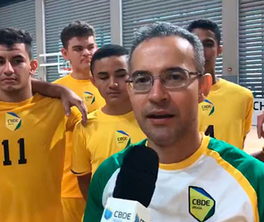 Caic Balduíno vence Grécia na estreia no Mundial de Handebol Escolar