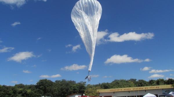  Bal&otilde;es sobrevoam estratosfera durante 100 dias.(Imagem:Catarina Costa/G1)