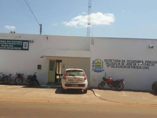 Professor é espancado por pessoa que teria acabado de conhecer, diz PM