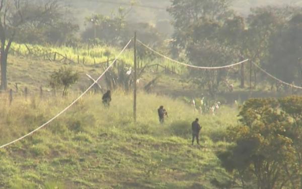 Pol&iacute;cia faz cerco e monta barreiras em estradas durante buscas por L&aacute;zaro Barbosa em Goi&aacute;s(Imagem:Reprodu&ccedil;&atilde;o)