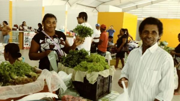 Feira da Agricultura Familiar é realizada no Complexo do Mercado do Cruzeiro