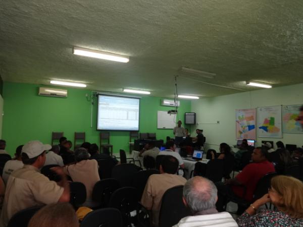 10&ordf; Coordena&ccedil;&atilde;o Regional de Sa&uacute;de realiza capacita&ccedil;&atilde;o do Programa de Controle da Dengue.(Imagem:FlorianoNews)