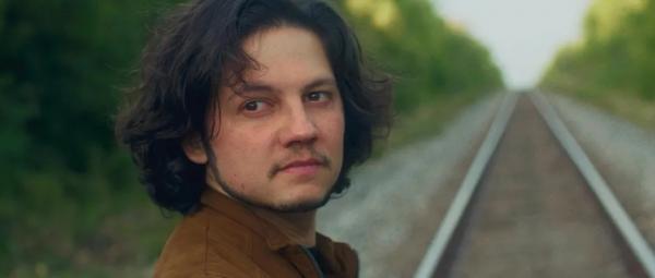 Gabriel Aragão anuncia o primeiro álbum solo, gravado em Portugal