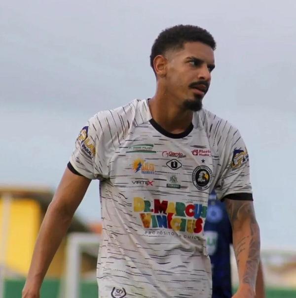 João Victor, do Corisabbá, cobra seriedade em jogo contra River-PI na tentativa de fugir do Z-2