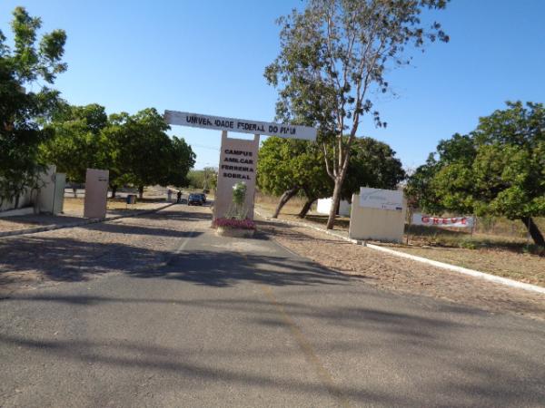 UFPI divulga a segunda chamada da lista de espera do Sisu 2015.2