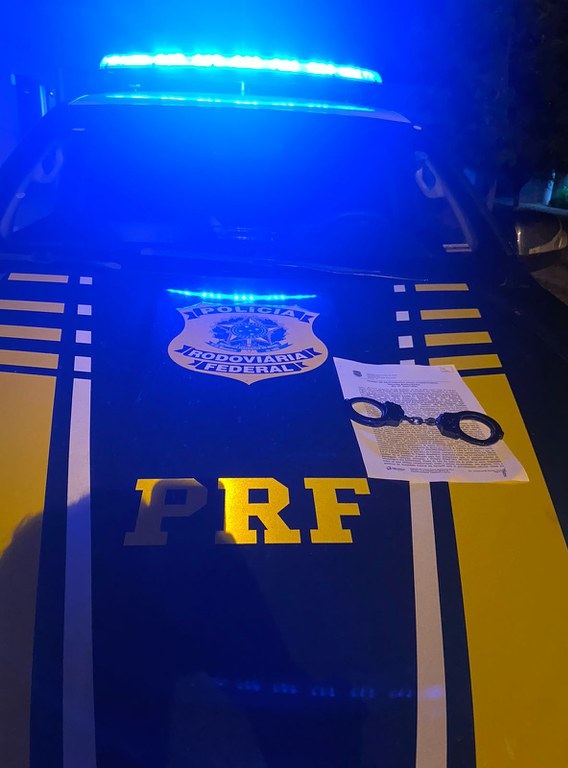 Motociclista é preso pela PRF após ser flagrado transitando embriagado na BR 407, em Jaicós