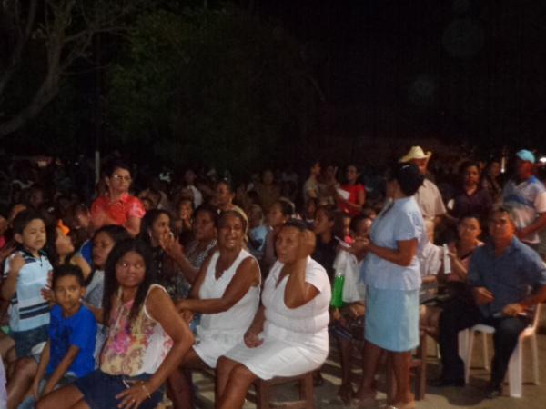 Fieis acompanham encerramento dos festejos de Nossa Senhora de Nazar&eacute;.(Imagem:FlorianoNews)
